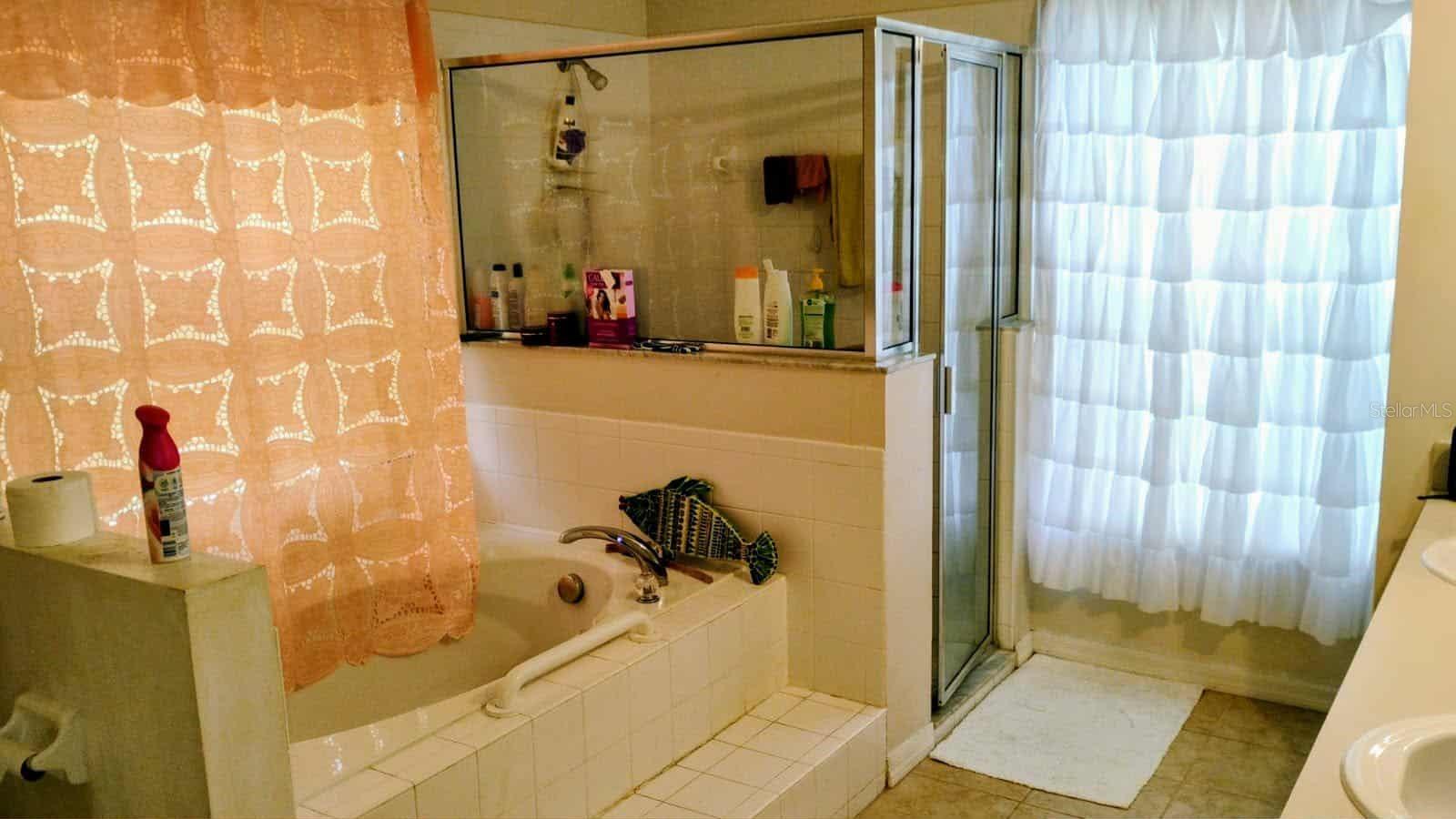 Image 24 of 39 For 27 Vinca Street