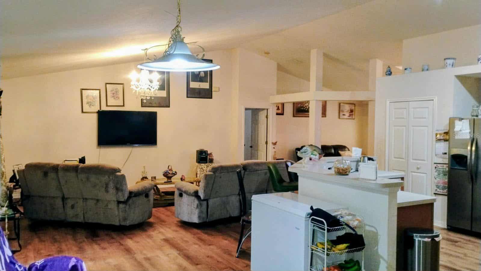 Image 39 of 39 For 27 Vinca Street