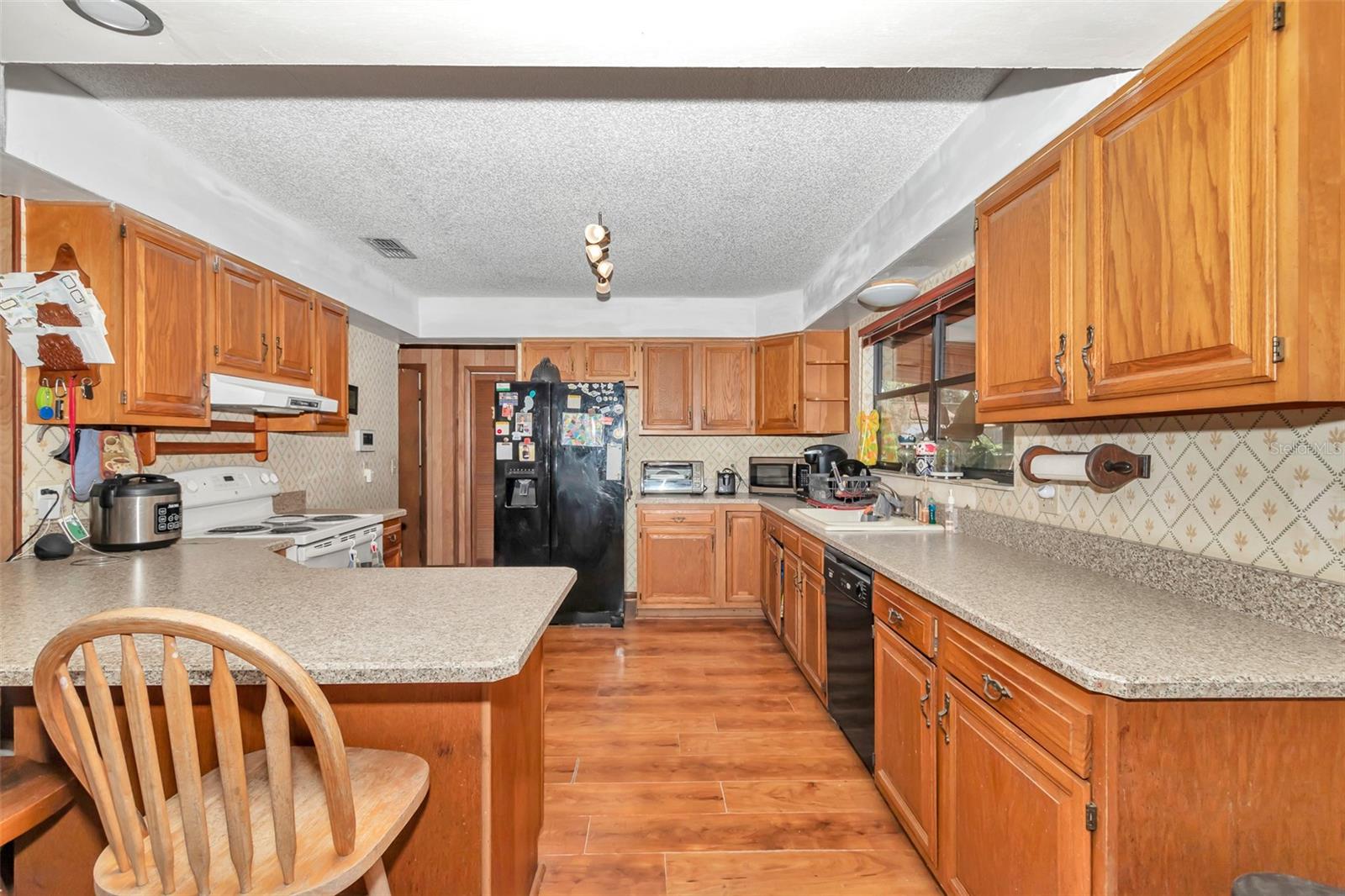 Image 18 of 43 For 2676 52nd Avenue