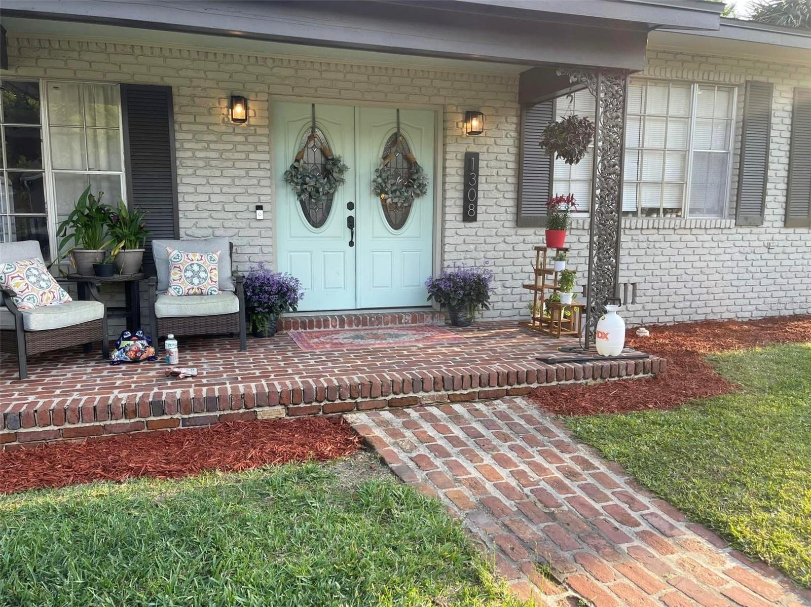 Image 3 of 28 For 1308 18th Street