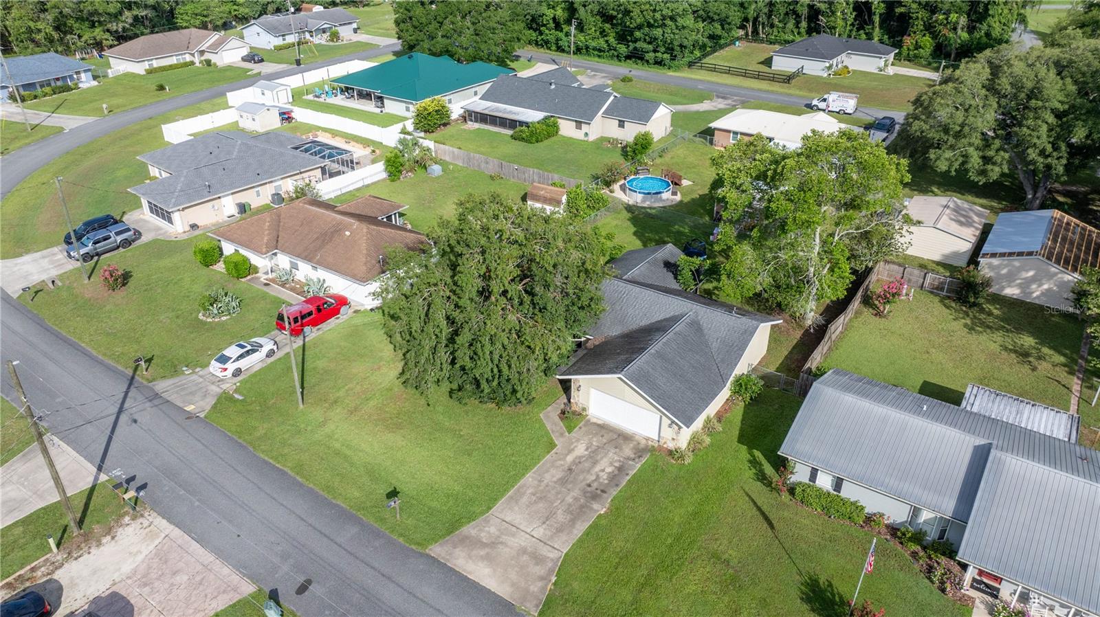 Image 25 of 27 For 42 Almond Drive