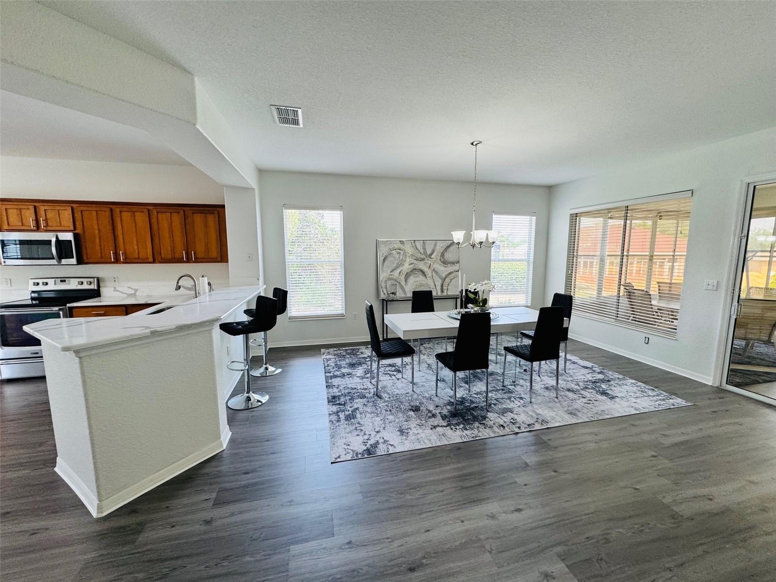 Image 3 of 8 For 12855 92nd Court Road