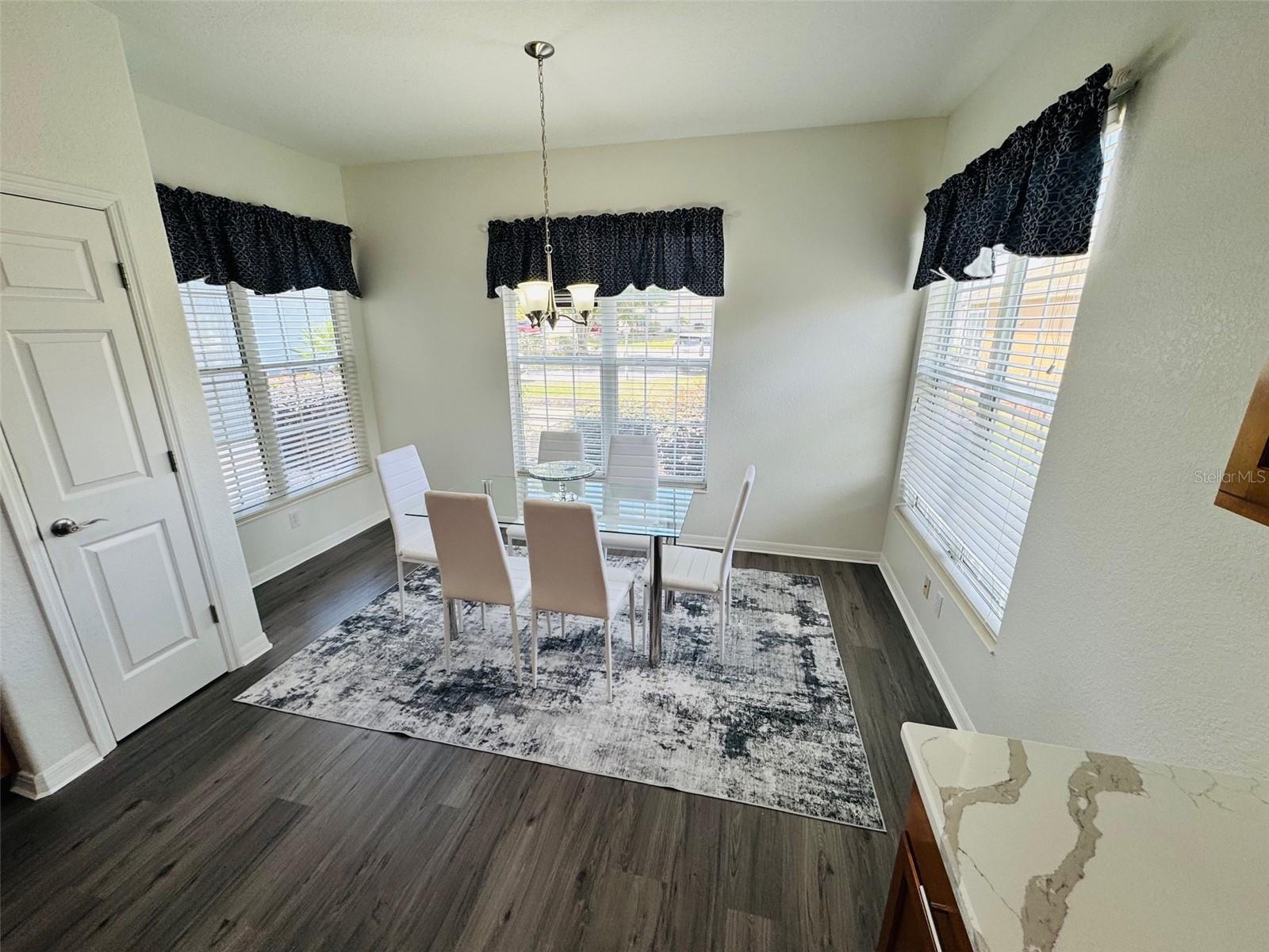 Image 4 of 8 For 12855 92nd Court Road