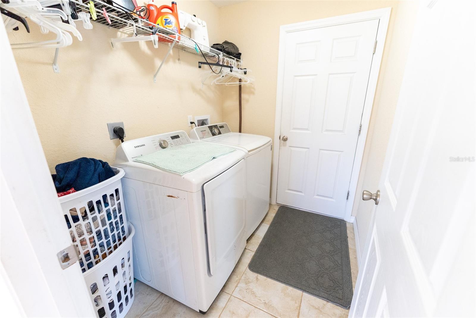Image 38 of 66 For 6250 88th Street