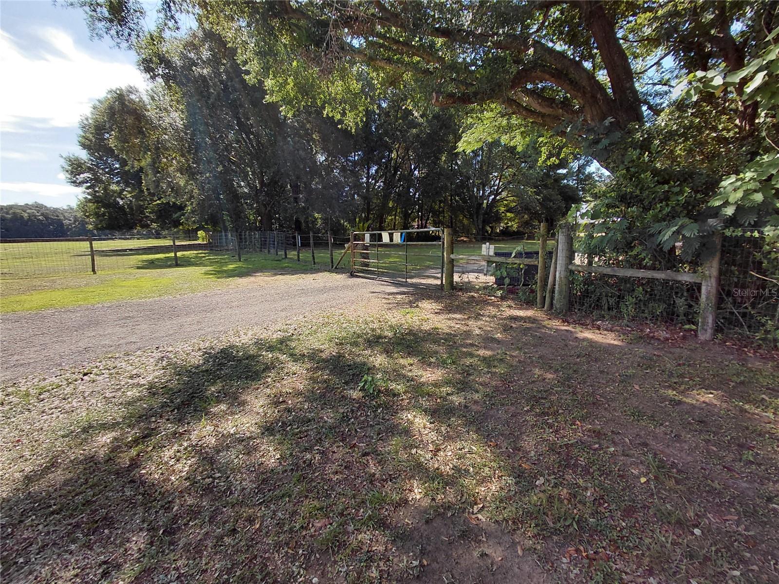 Image 32 of 96 For 33 Pine Trace Course