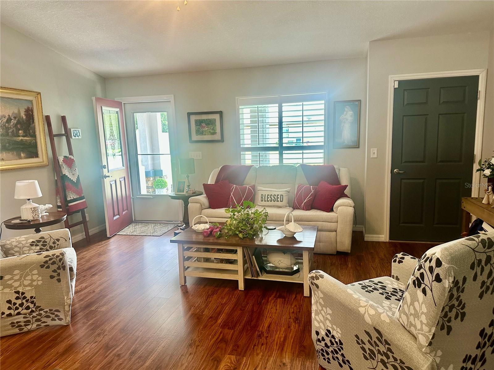 Image 7 of 20 For 5611 4th Place