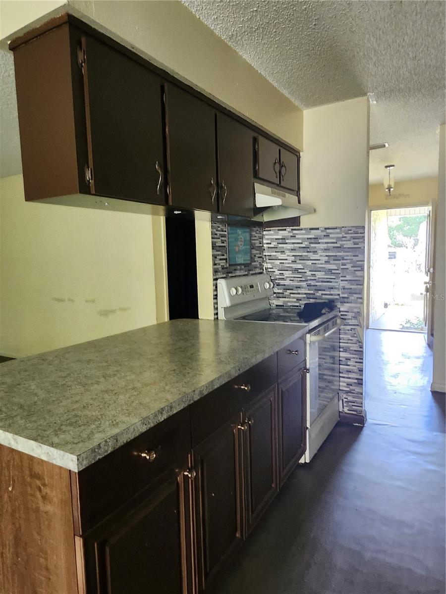 Image 6 of 9 For 8940 88th Street