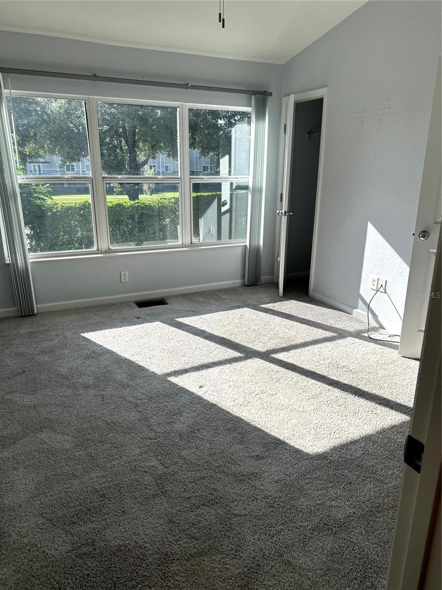 Image 15 of 21 For 4421 49th Avenue