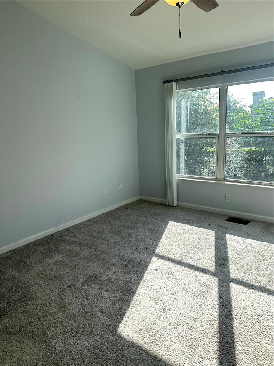 Image 16 of 21 For 4421 49th Avenue