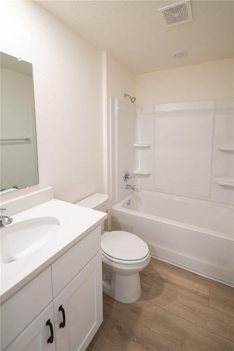 Listing photo id 14 for 2858 Camilo Drive