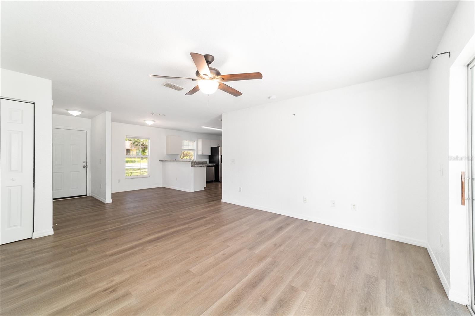 Image 24 of 67 For 5596 57th Street