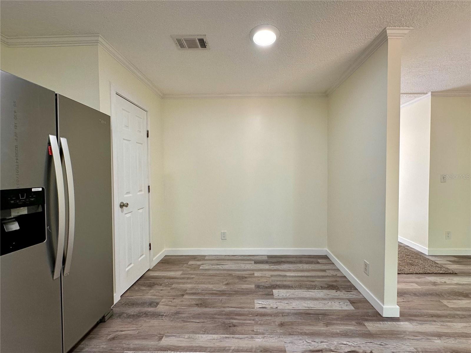 Image 10 of 25 For 19050 49th Place