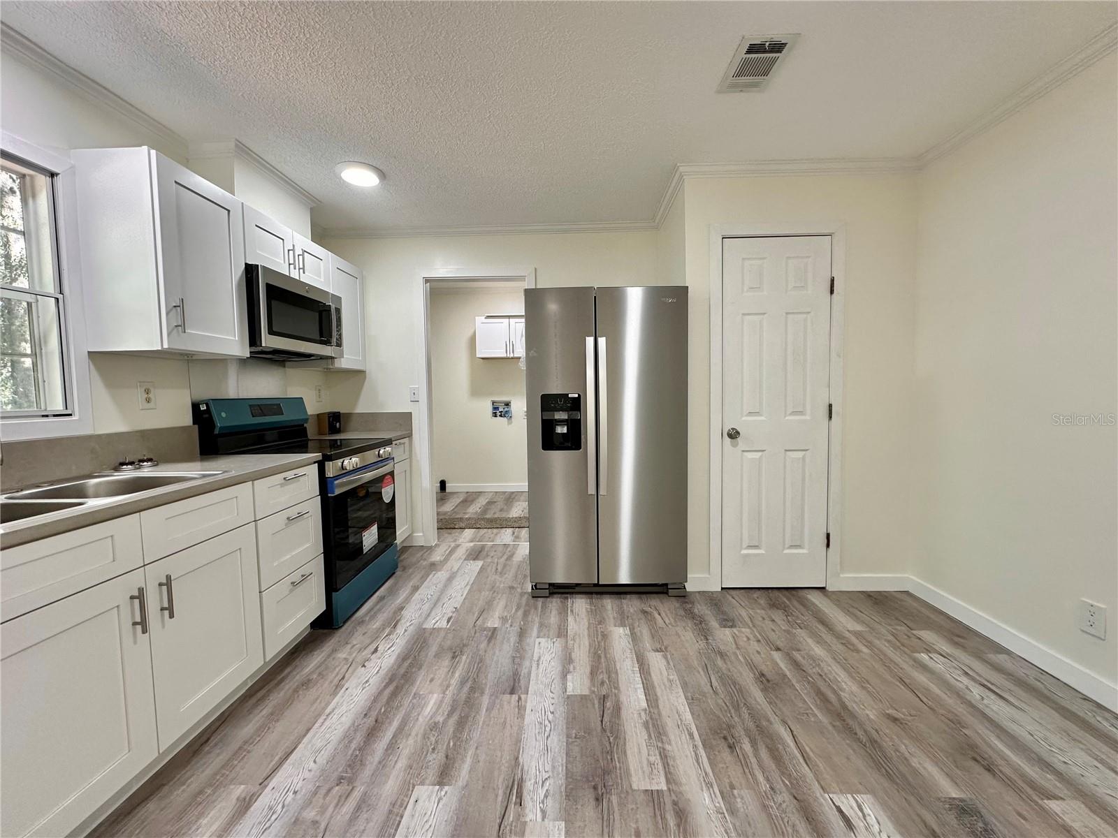 Image 8 of 25 For 19050 49th Place