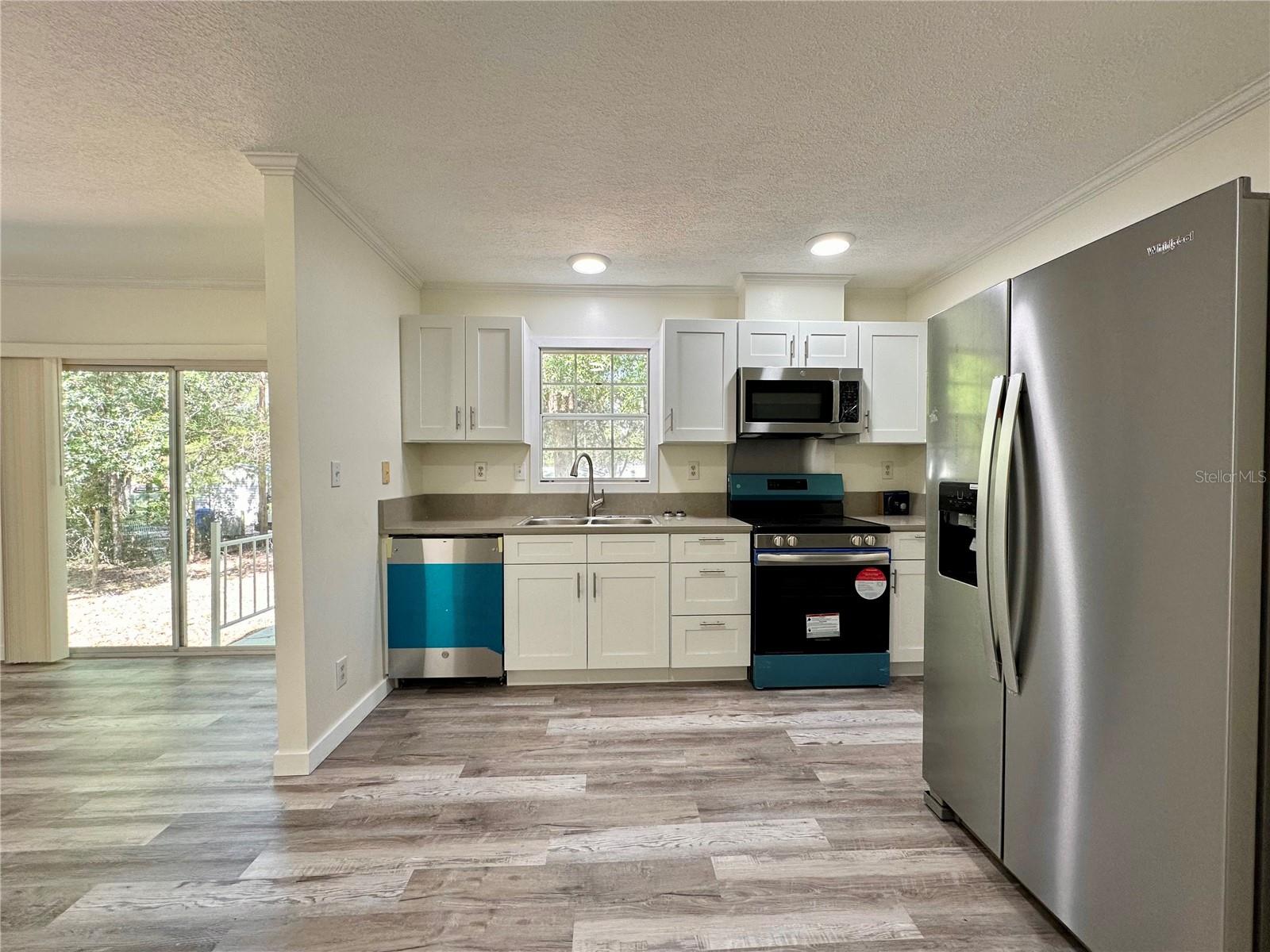 Image 9 of 25 For 19050 49th Place