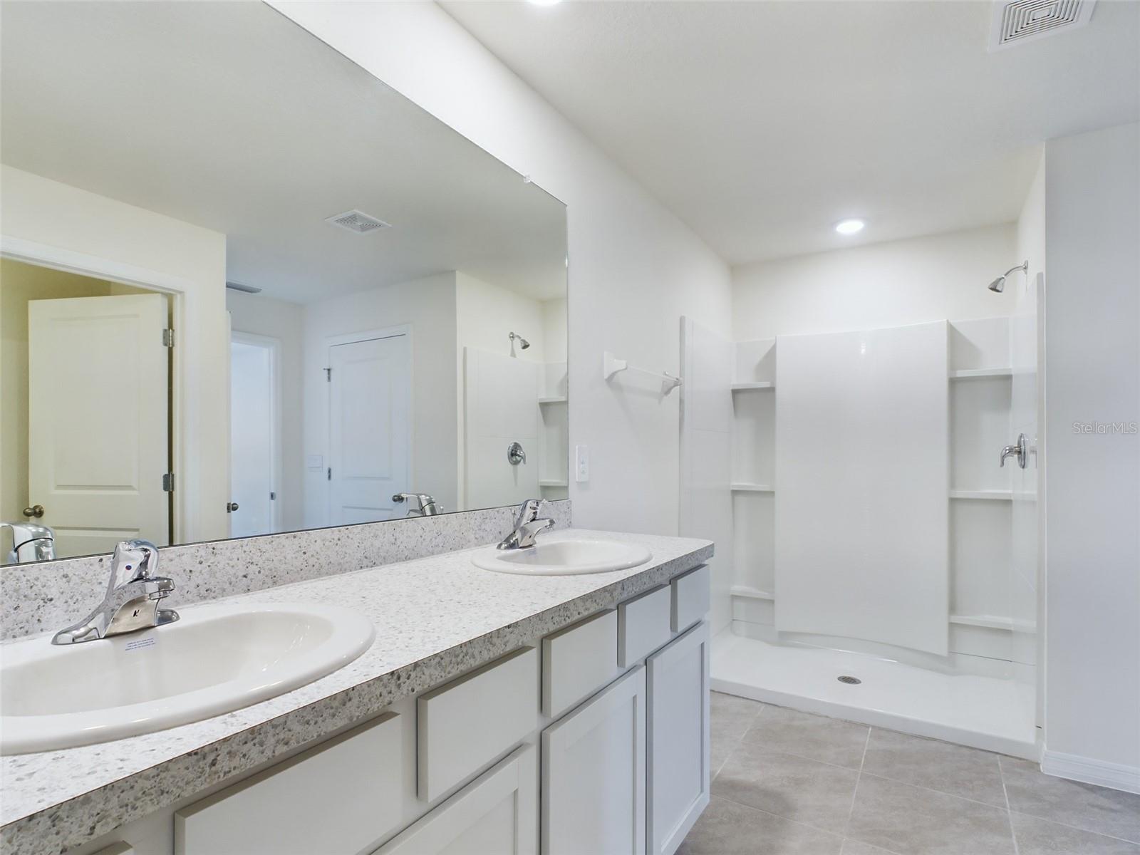 Image 19 of 38 For 8626 46th Avenue