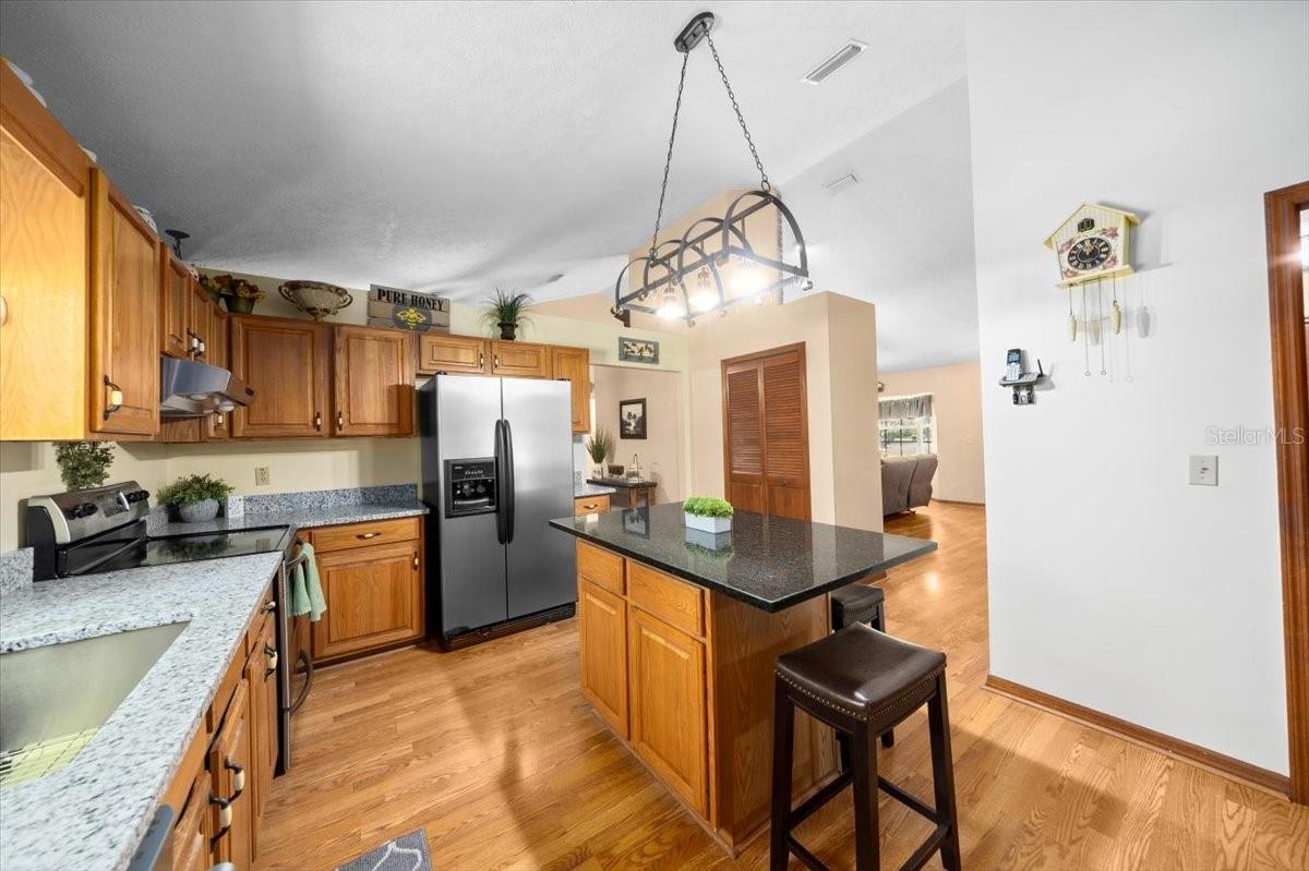 Listing photo id 22 for 26 Count Fleet Drive