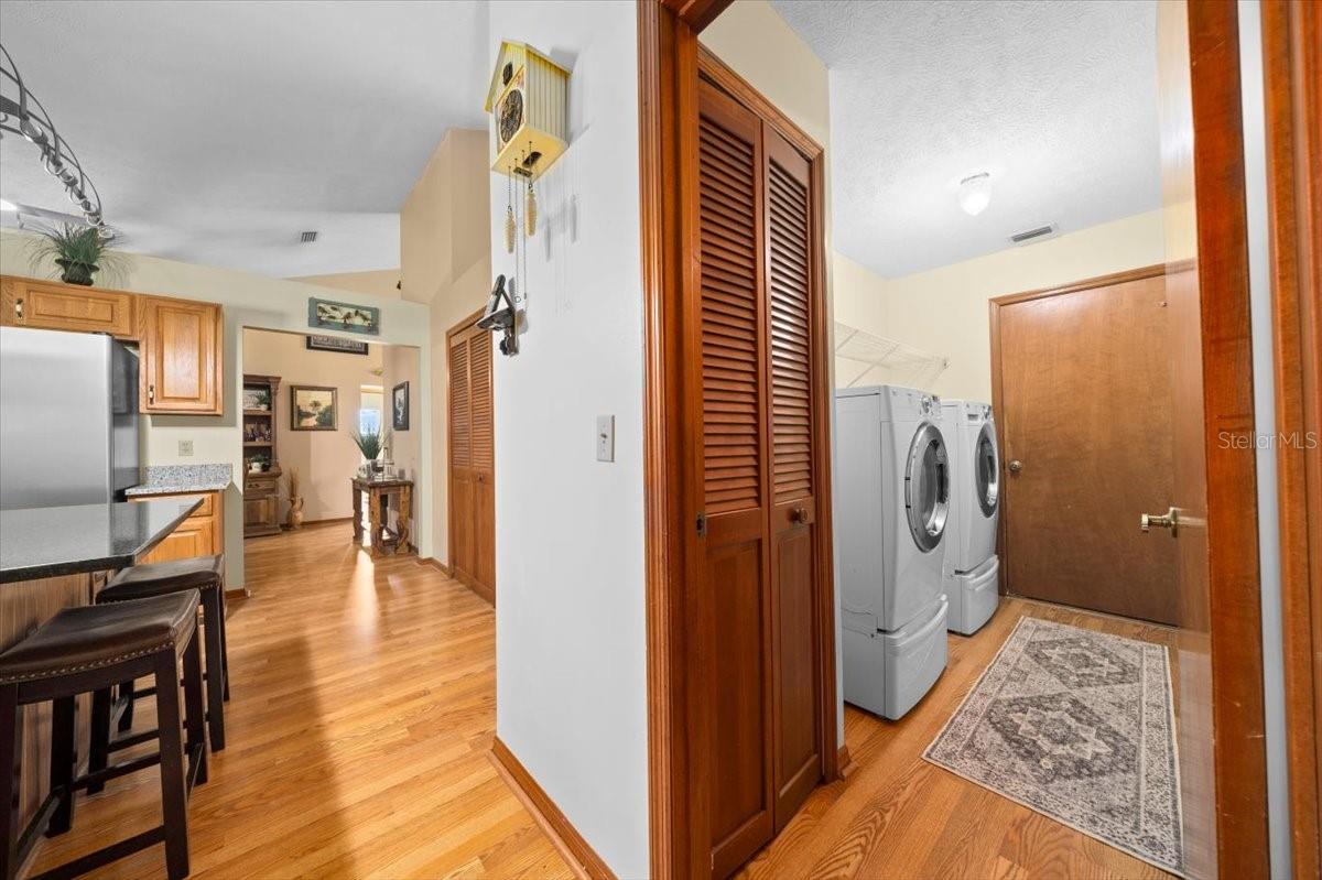 Listing photo id 23 for 26 Count Fleet Drive