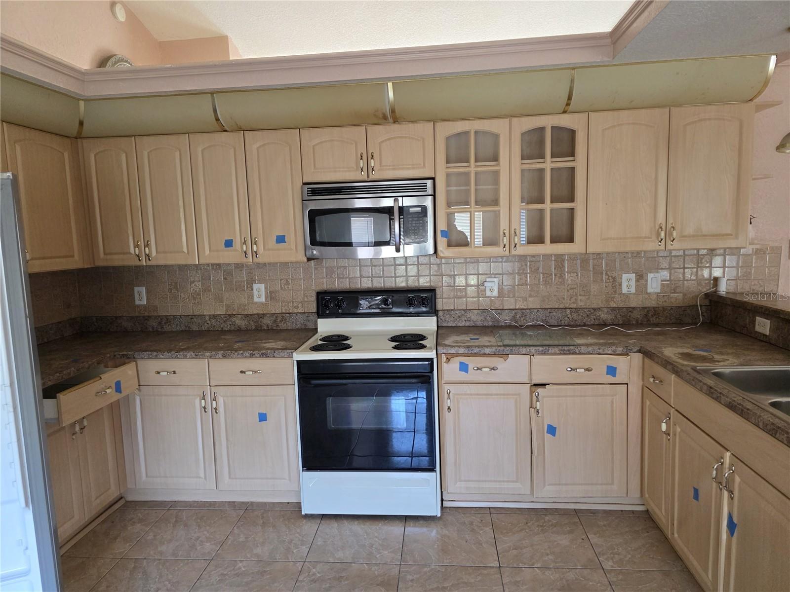 Image 5 of 7 For 15084 28th Terrace Road 3