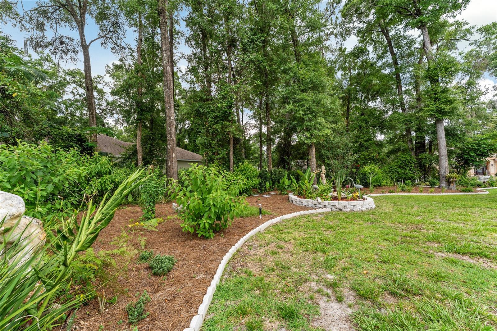 Image 59 of 76 For 19115 98th Loop