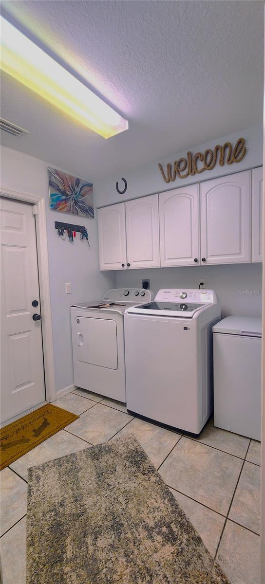 Image 17 of 64 For 12524 109th Place