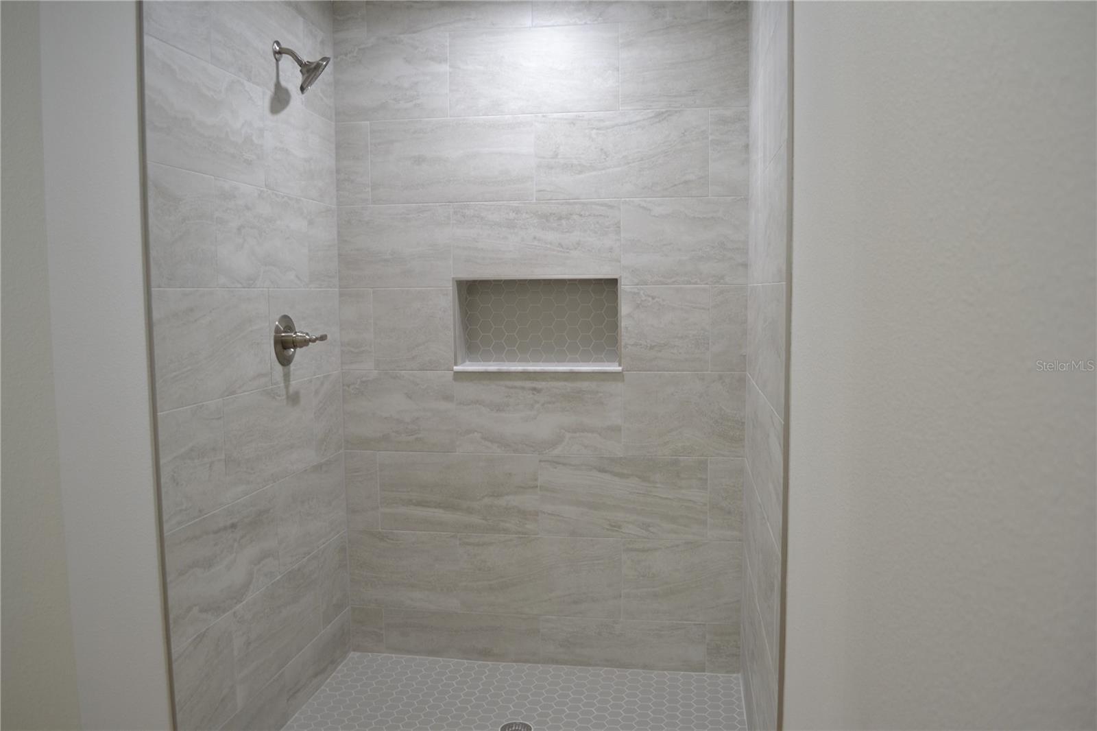 Image 19 of 44 For 6660 Bedstrow Boulevard