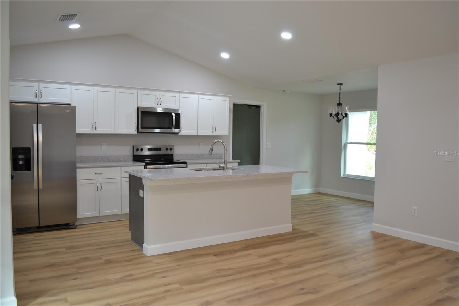 Image 6 of 44 For 6660 Bedstrow Boulevard