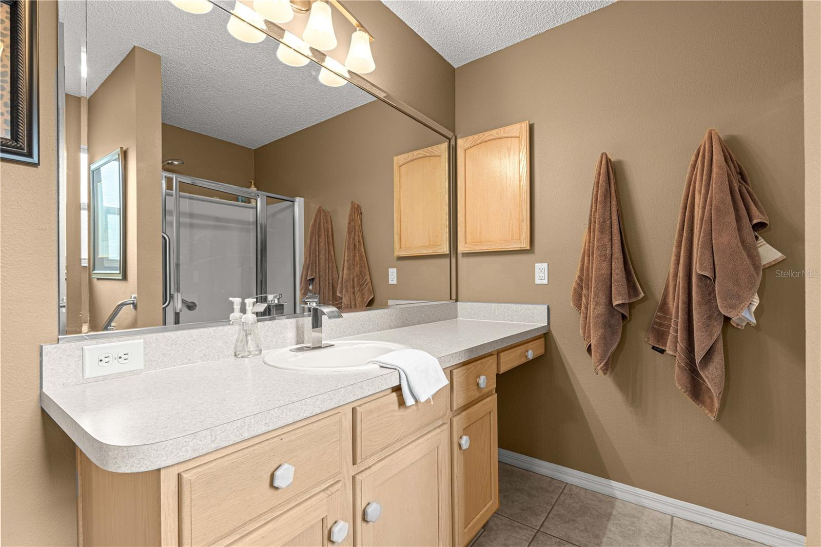 Image 18 of 24 For 9161 169th Bentley Street