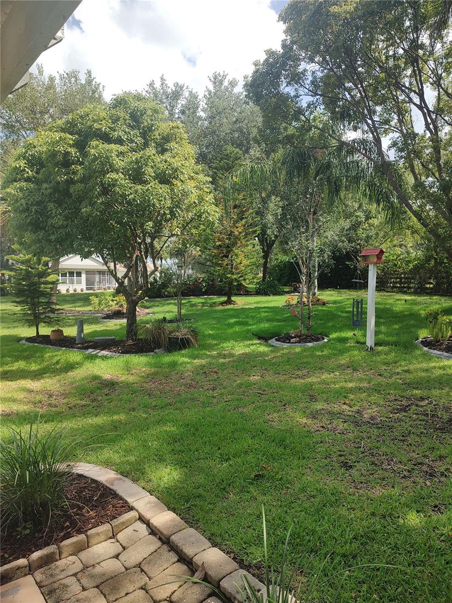 Image 10 of 39 For 1327 Fort Lawn Loop