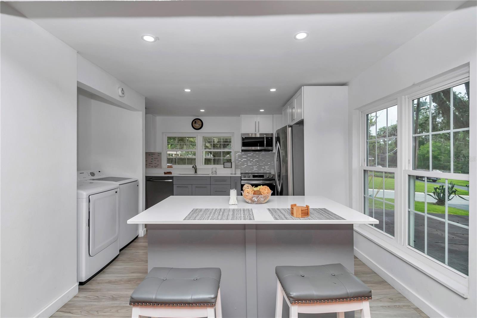 Image 11 of 37 For 510 19th Street