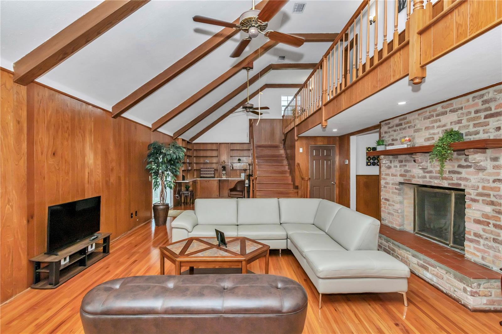 Image 13 of 37 For 510 19th Street