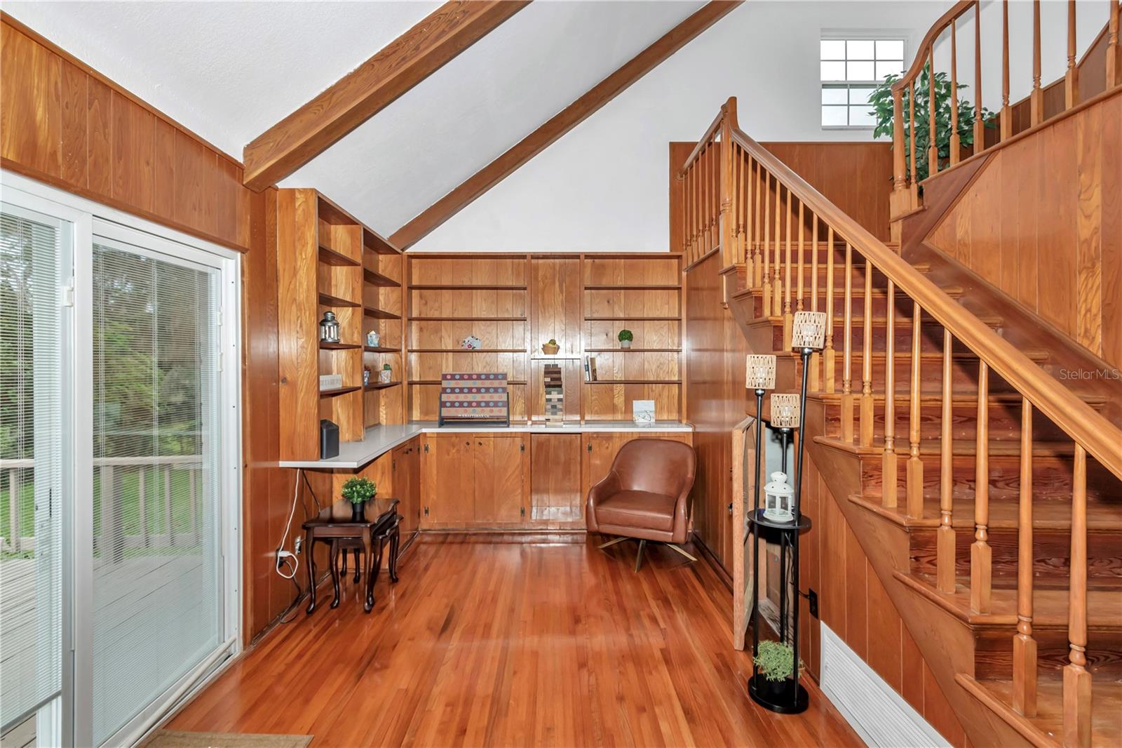 Image 14 of 37 For 510 19th Street