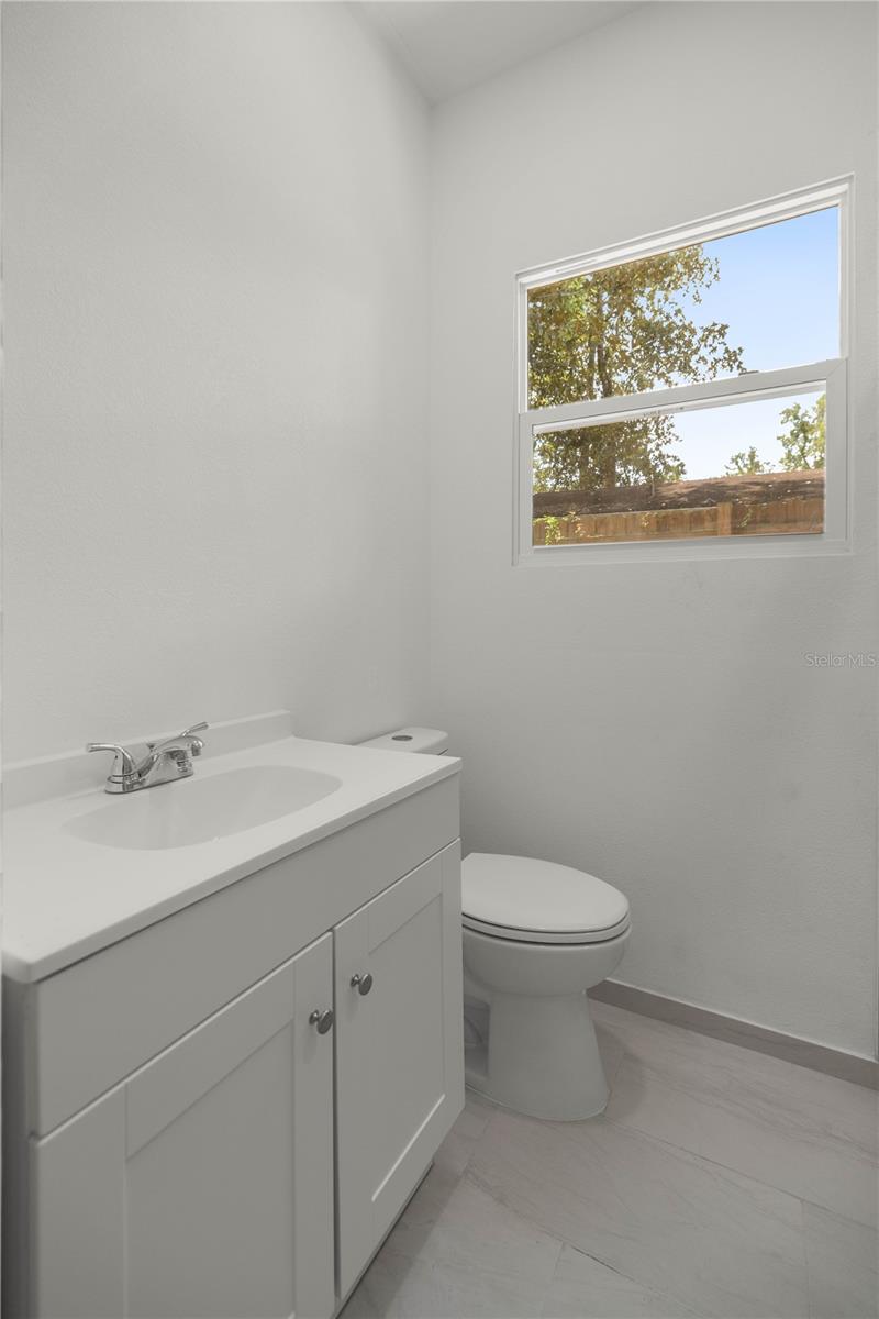 Image 22 of 35 For 1831 5th Avenue