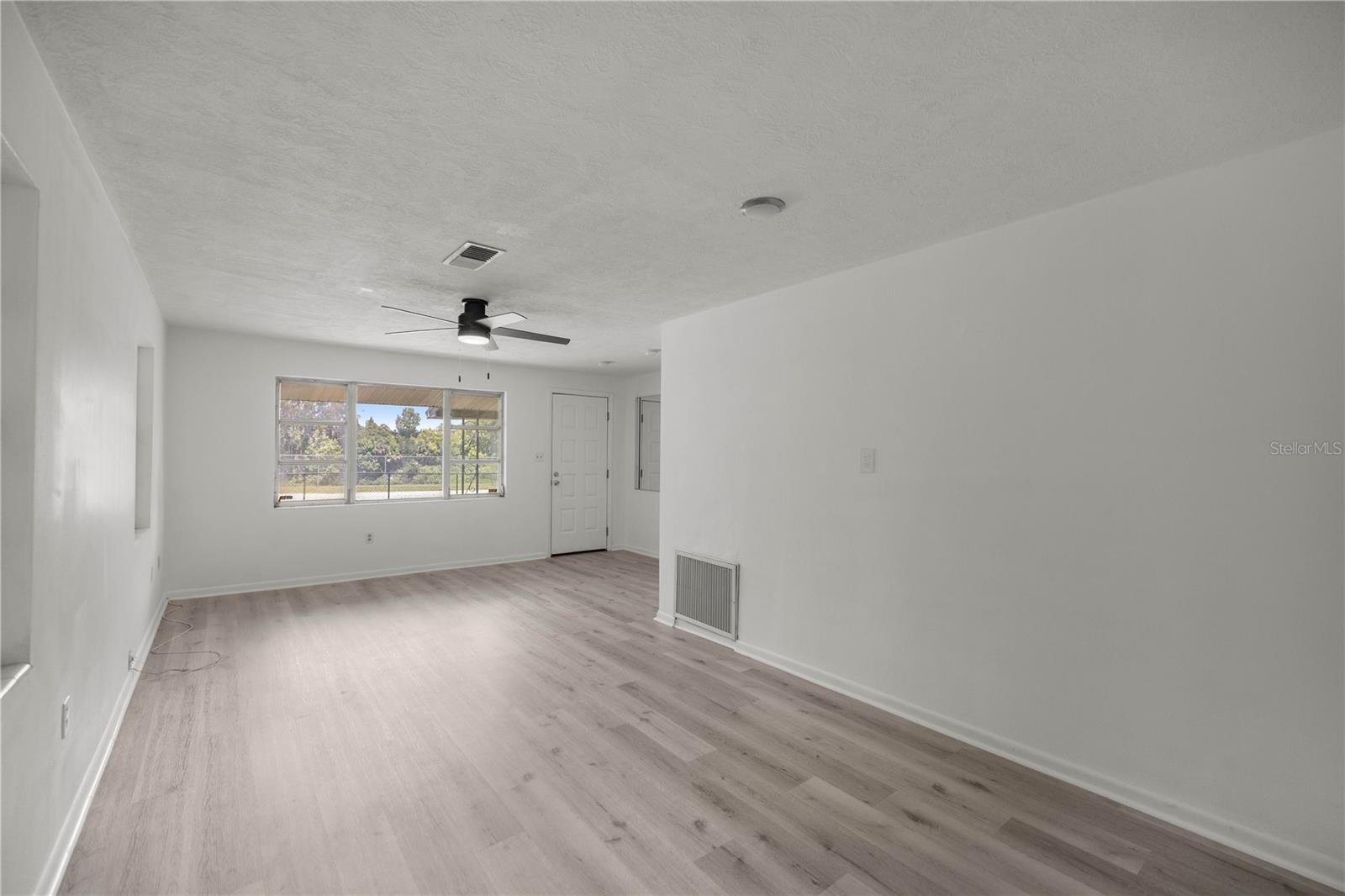 Image 4 of 35 For 1831 5th Avenue