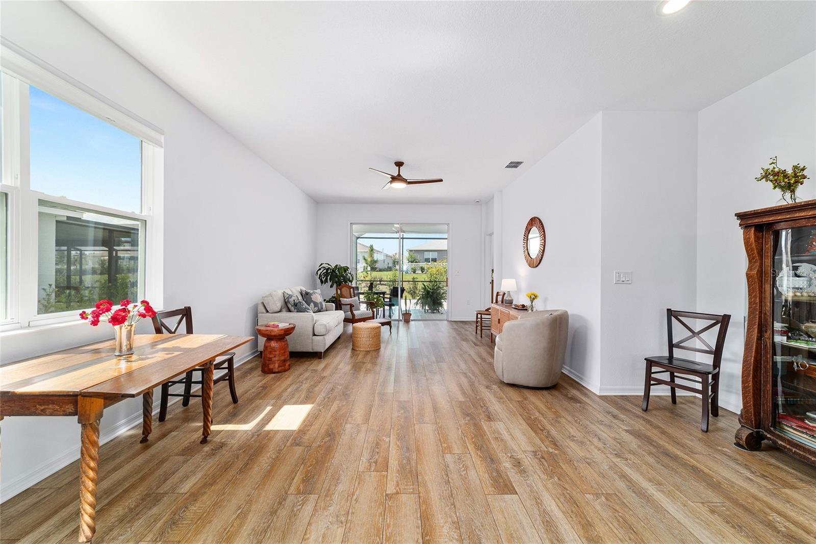 Image 11 of 47 For 8905 76th Lane