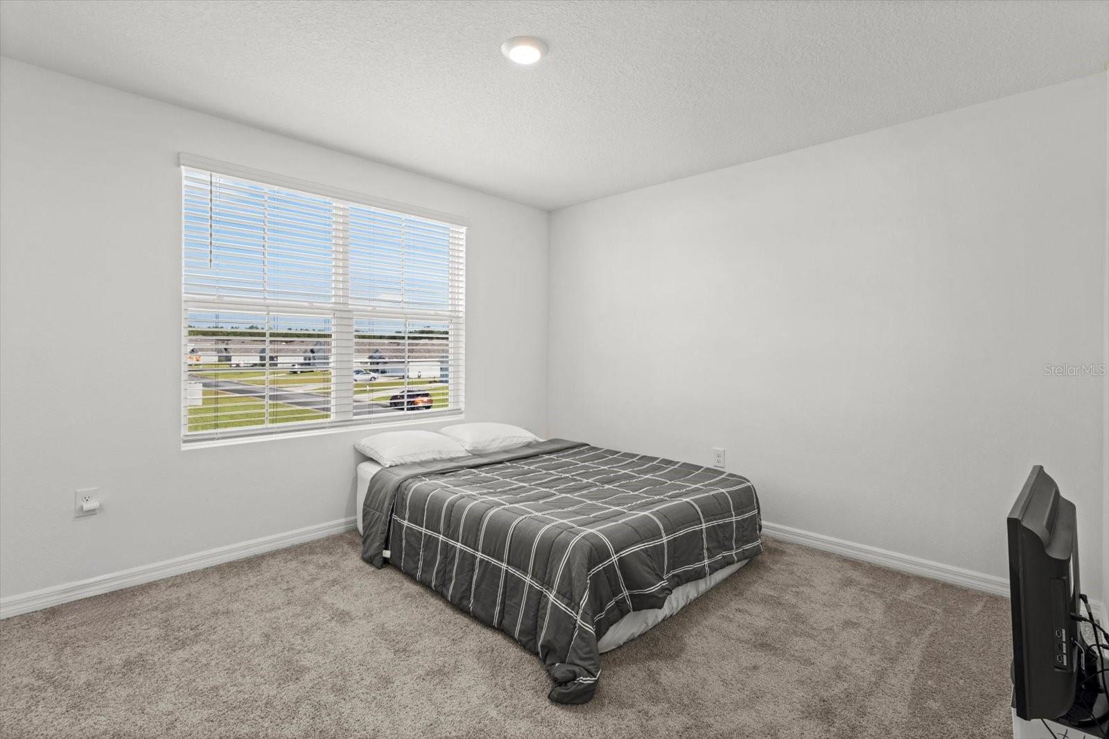 Image 34 of 44 For 13691 69 Terrace