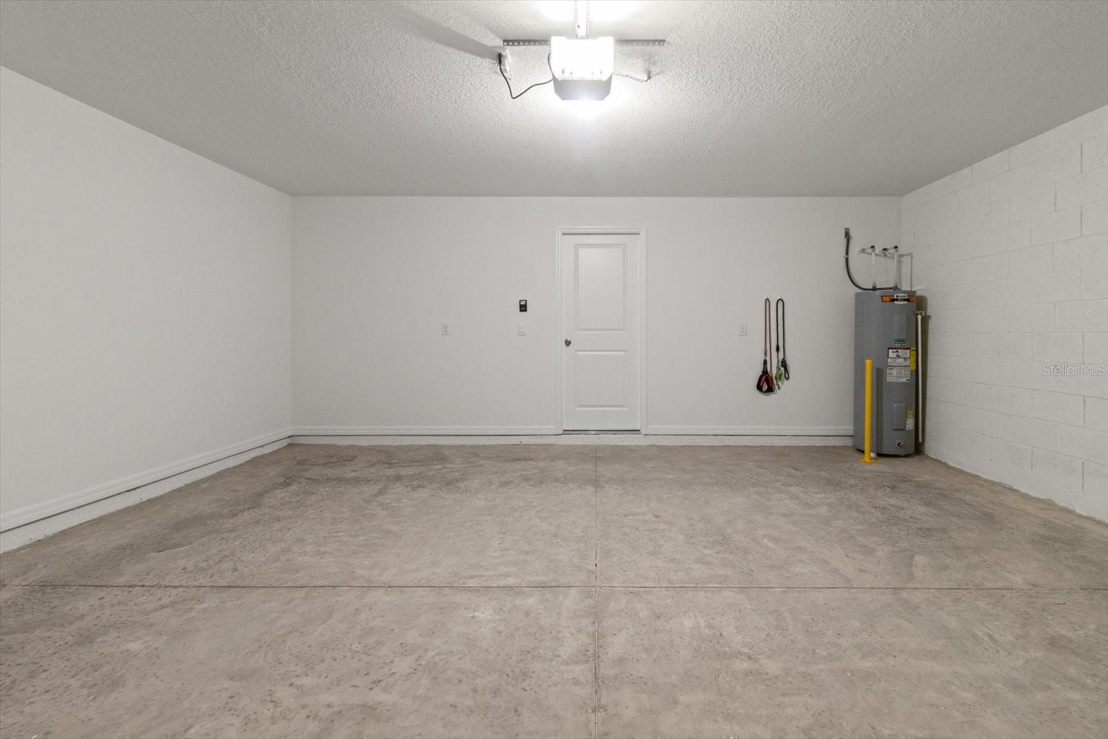 Image 37 of 44 For 13691 69 Terrace