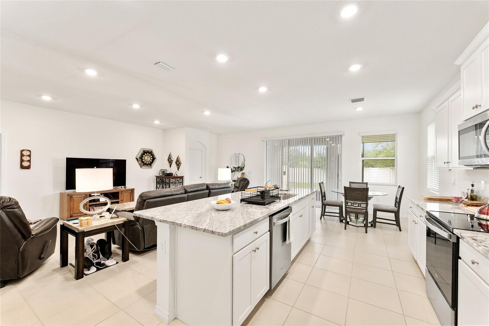 Image 20 of 56 For 6175 88th Loop