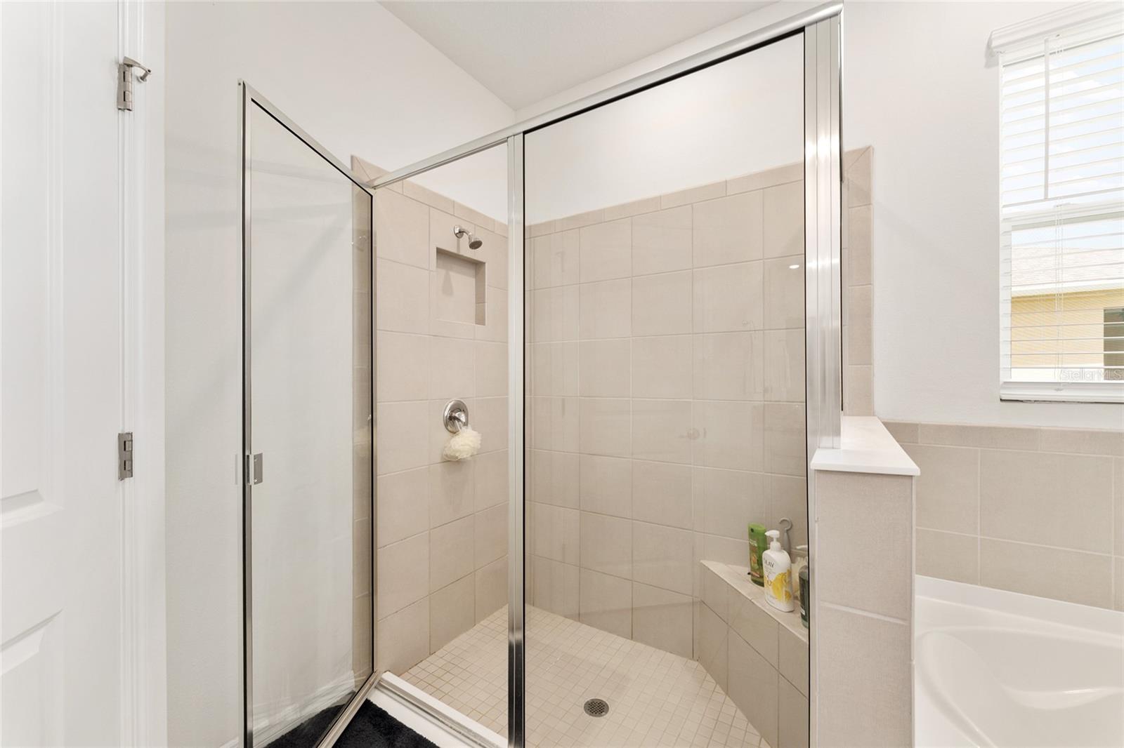 Image 36 of 56 For 6175 88th Loop