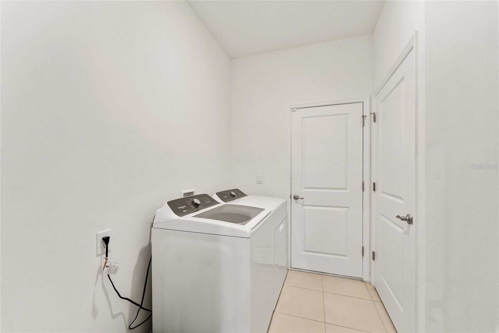 Image 43 of 56 For 6175 88th Loop