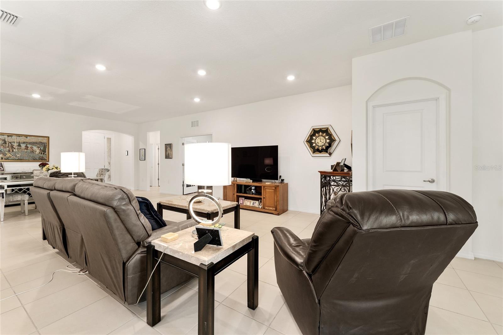 Image 6 of 56 For 6175 88th Loop