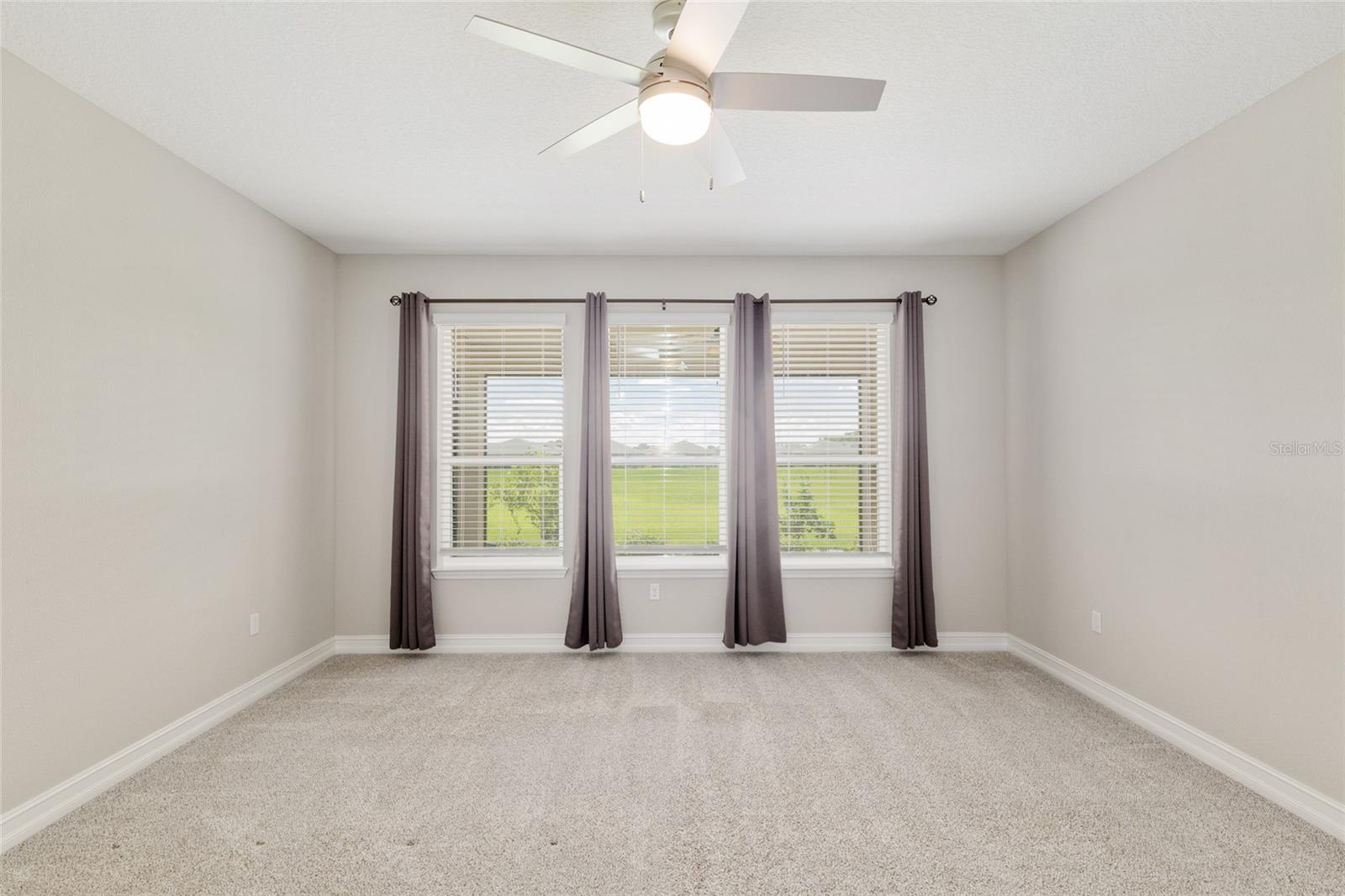Image 33 of 100 For 4419 54th Terrace