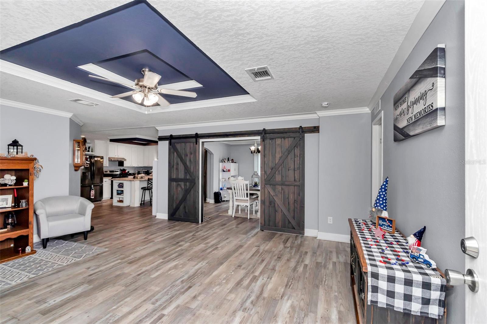 Image 13 of 67 For 11324 105th Street