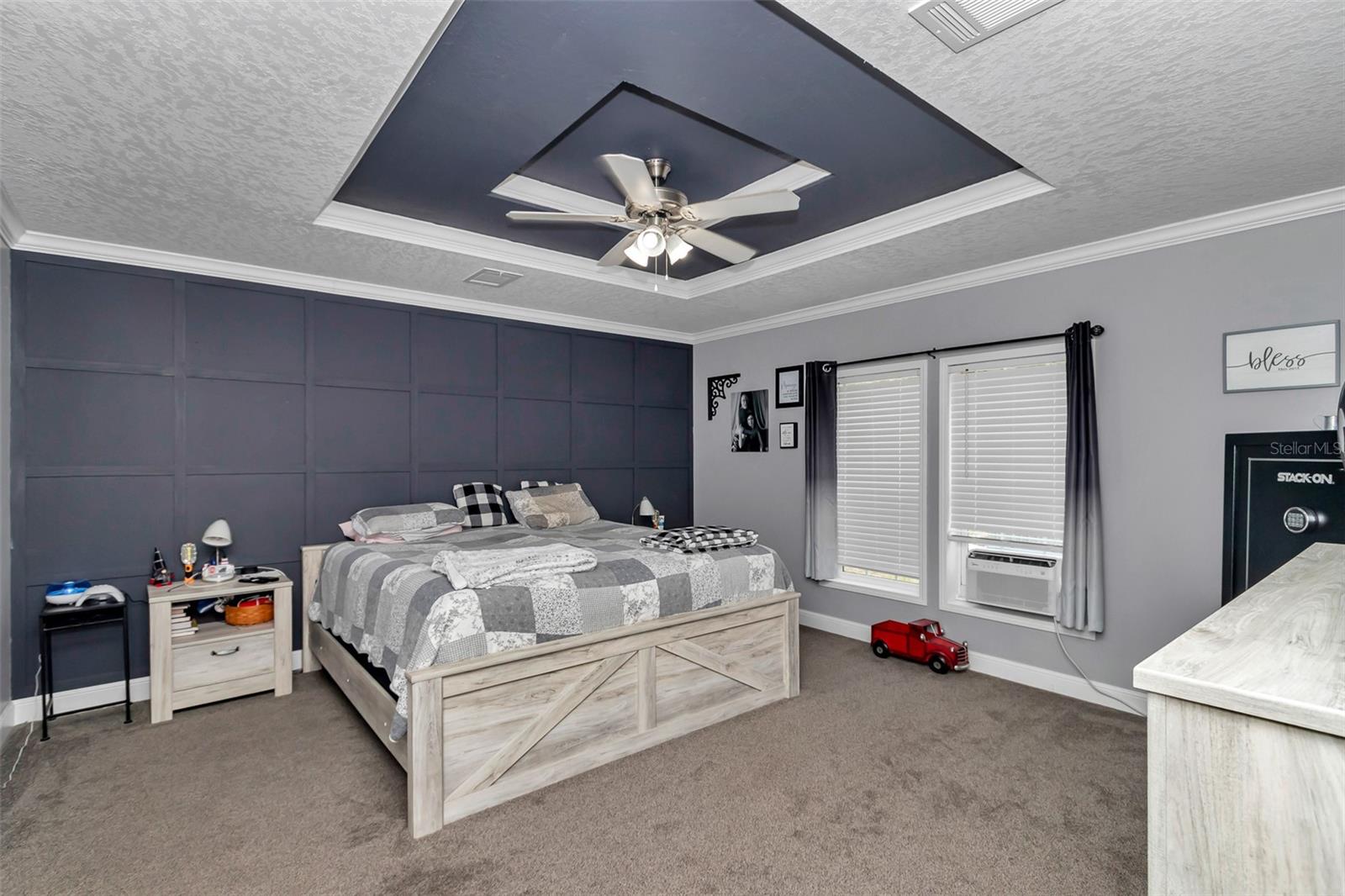 Image 25 of 67 For 11324 105th Street