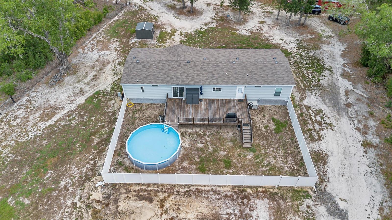 Image 4 of 67 For 11324 105th Street