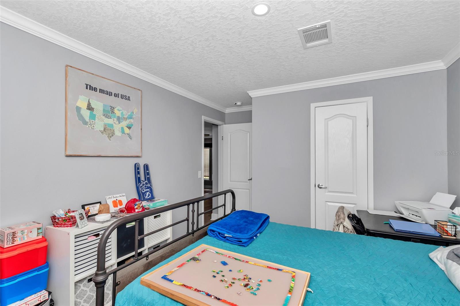 Image 41 of 67 For 11324 105th Street