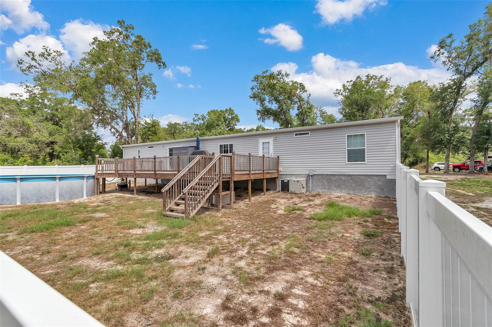 Image 60 of 67 For 11324 105th Street