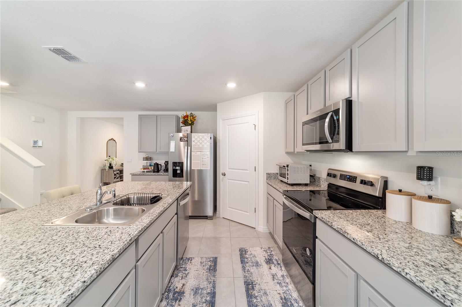 Image 31 of 69 For 11205 69th Terrace