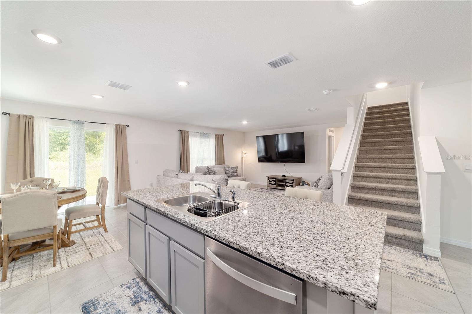 Image 34 of 69 For 11205 69th Terrace
