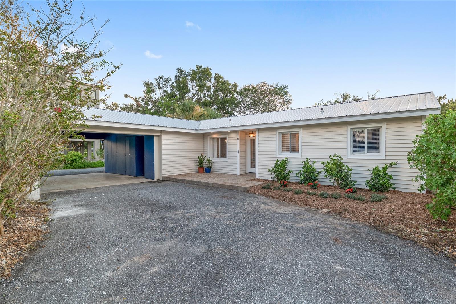 Details for 2310 Watersedge Drive, CRYSTAL RIVER, FL 34429