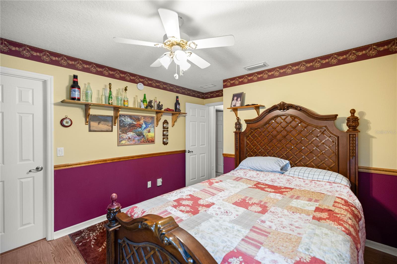 Image 32 of 49 For 11271 136th Terrace